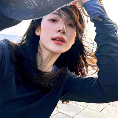 沉默不语的顾小姐
